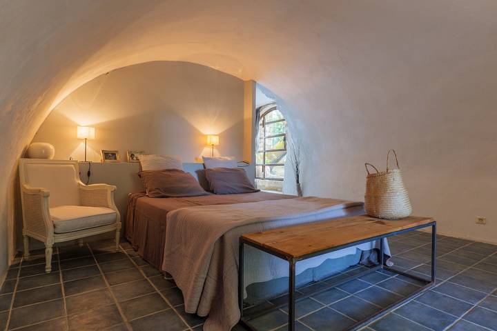 Chambre d’hôte pour 2 personnes, avec Jardin à Orgnac-l'Aven