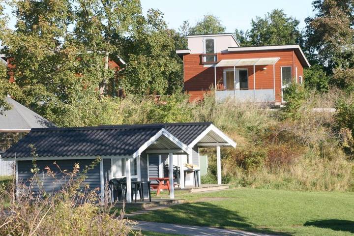 Camping voor 2 personen, with Terras and Tuin as well as Uitzicht op het meer and Uitzicht in Seeland