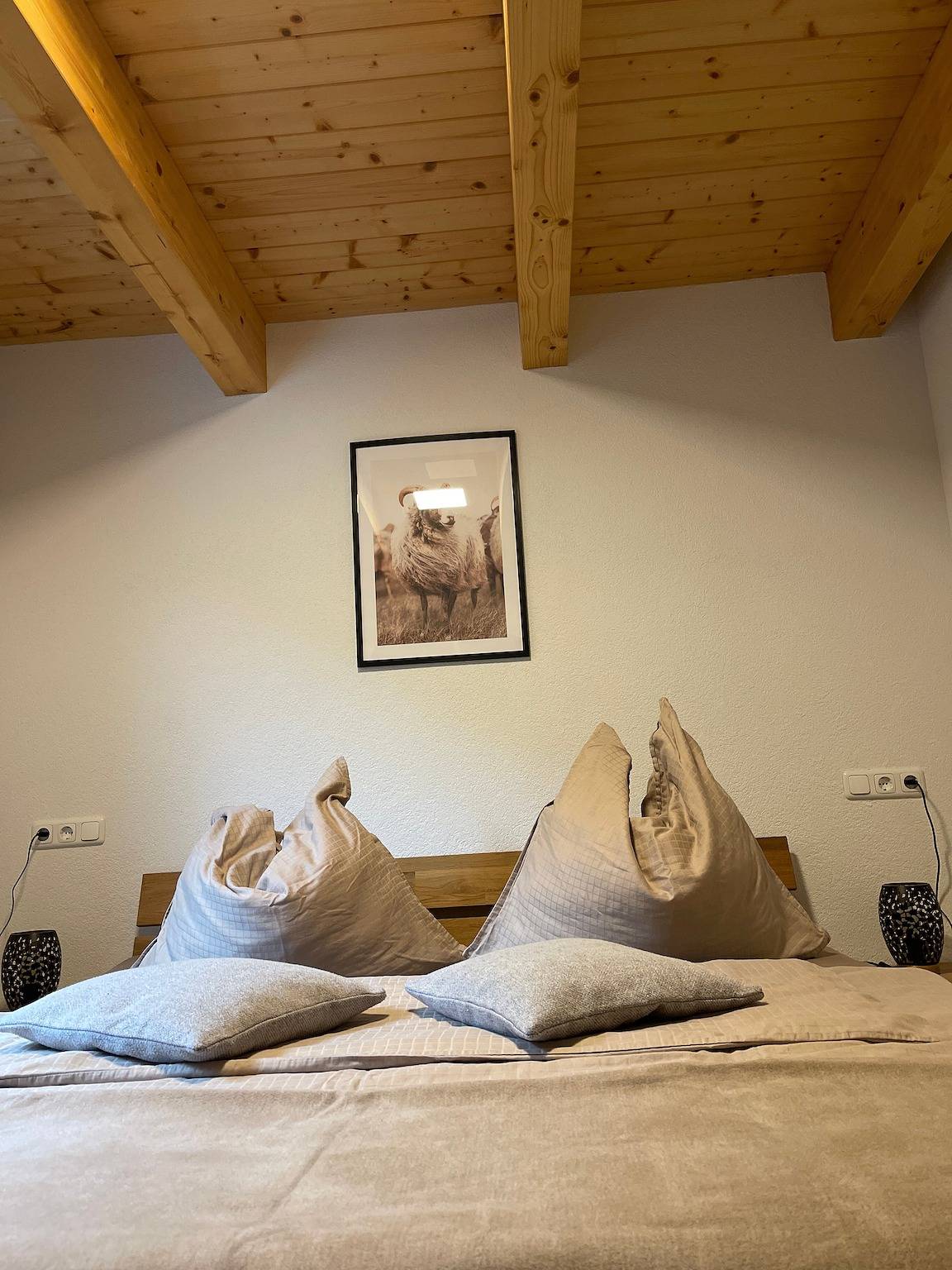Apartamento inteiro, Apartamento 'Zum Klammlhof' com vista para a montanha, terraço privado e acesso Wi-Fi in Reichenau (Austria), Nockberge