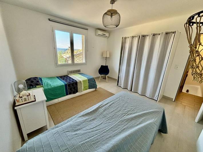 Location de vacances pour 6 personnes, avec terrasse et vue, animaux acceptés à Suzette - 3