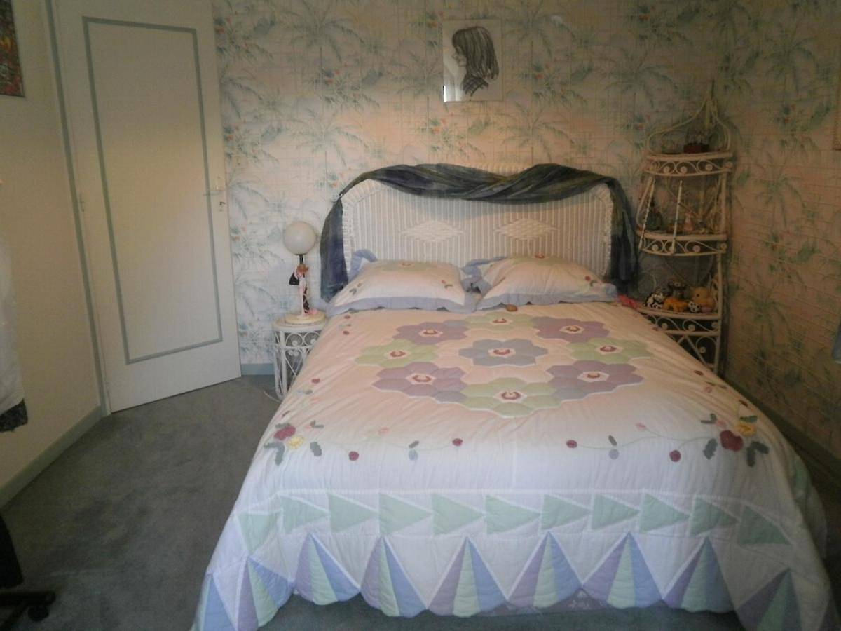 Appartement de vacances entier, 2 Chambres chez l habitant in Parigné-l'Évêque, Sarthe