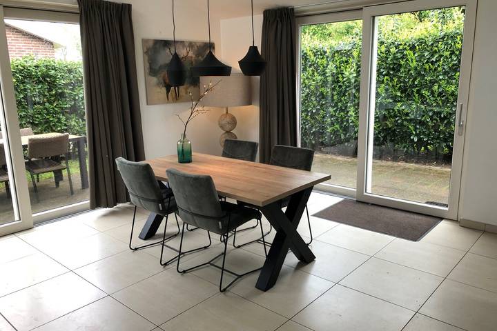 Villa für 4 Personen, mit Garten und Seeblick sowie Terrasse in den Niederlande - 2