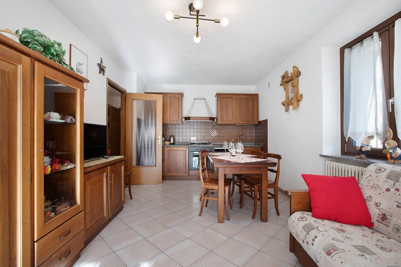 Appartement entier, Appartement "A5" avec vue sur les montagnes, terrasse privée et Wi-Fi in Saint-Pierre (Vallée d'Aoste), Comune di Saint-Pierre