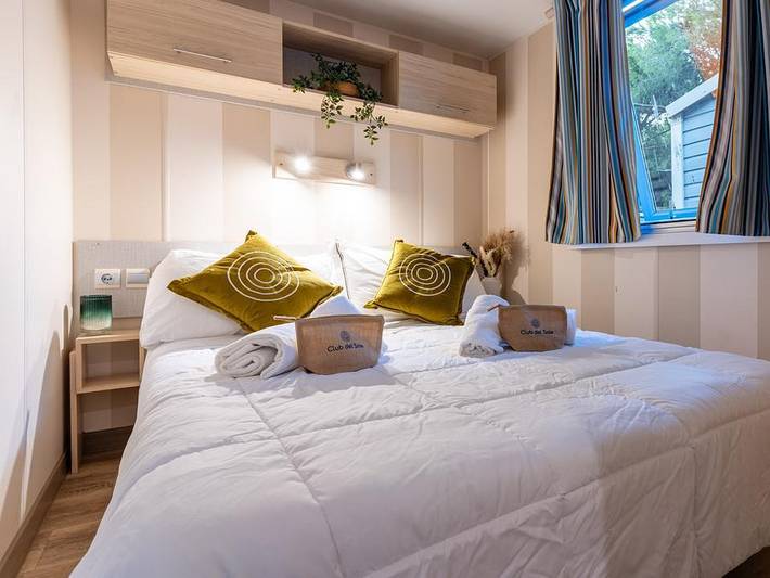 Wohnwagen für 4 Personen, mit Kinderpool in der Toskana - 2