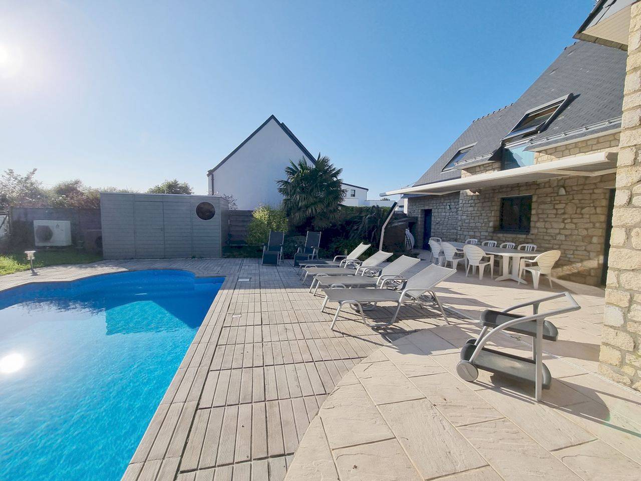 Casa Moderna para 11, Piscina Climatizada, Admite Mascotas, Le Tour du Parc in Le Tour-du-Parc, Côte des Mégalithes