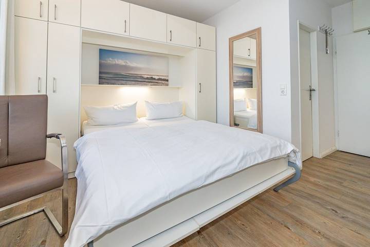 Ganze Wohnung, Stadt- und strandnahe 1-Zimmer-Ferienwohnung mit Balkon in Westerland, Sylt (Gemeinde)
