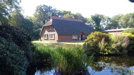 Ferienwohnung für 2 Personen, mit Terrasse und Garten in Wiefelstede