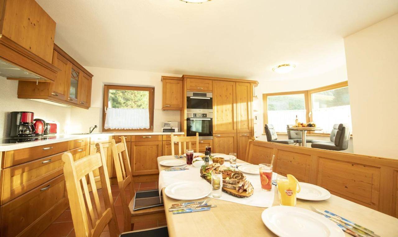 Six- Bedroom Chalet in Lechtal Alps, Berwang