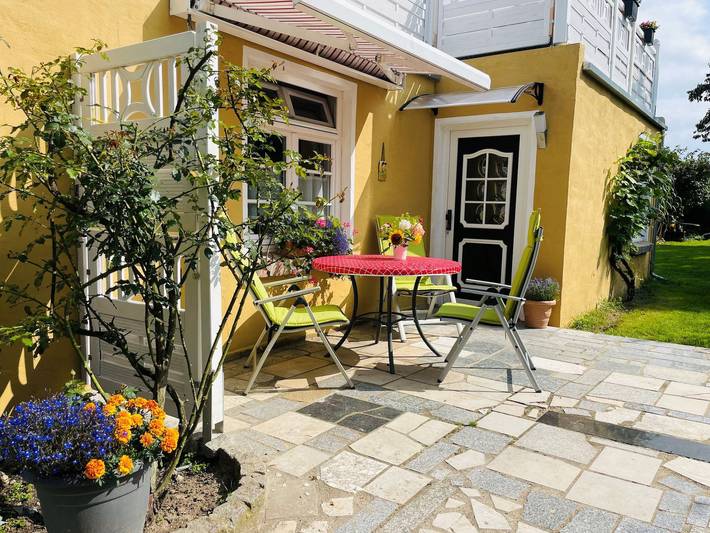 Ganze Ferienwohnung, Rosenhof Ferienwohnungen - Appartement Schwalbennest in Bergen auf Rügen, Bergen auf Rügen und Umgebung