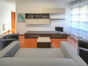 Vacation Rental for 4 Guests in Castelveccana, Lago Maggiore (Lombardy), Picture 4