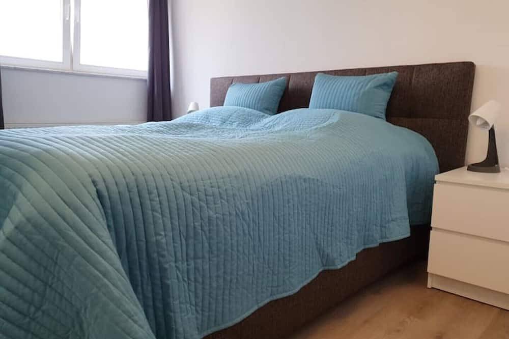 Ganze Wohnung, Ferienwohnung 2 Zimmer in Bad Dürrenberg direkt an der Saline in Bad Dürrenberg, Saale-Unstrut