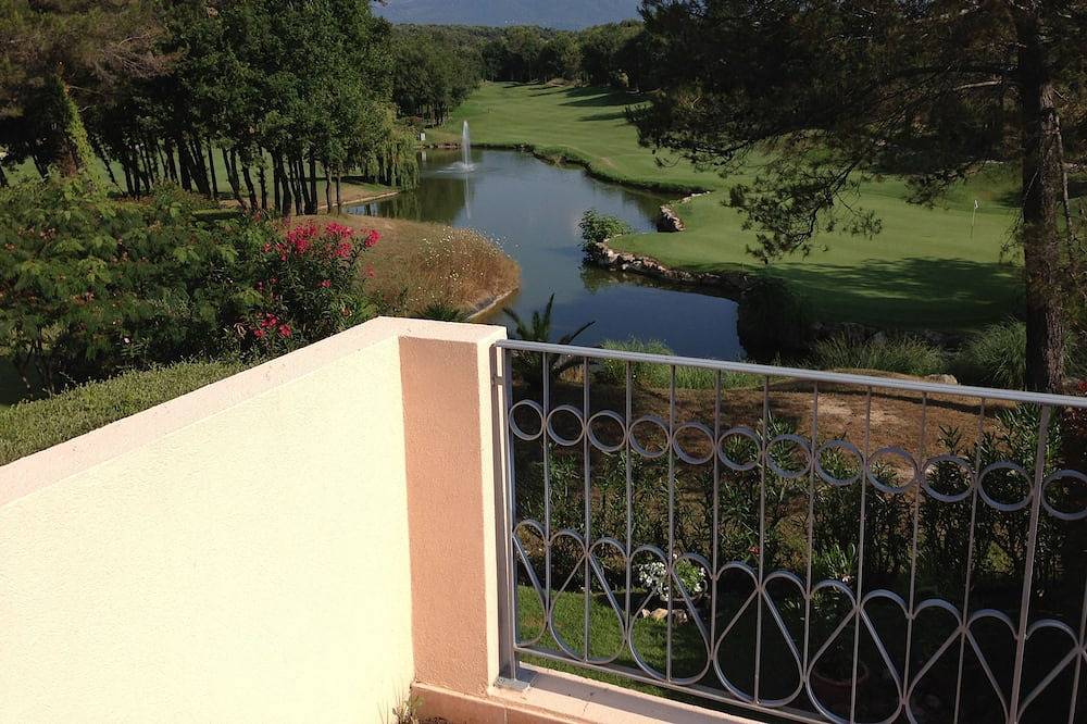 Villa on Royal Mougins Golf Course in Mougins, Cannes und Umgebung