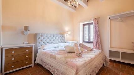 Gîte pour 8 personnes, avec jardin et piscine dans Villagrande (Mombaroccio)