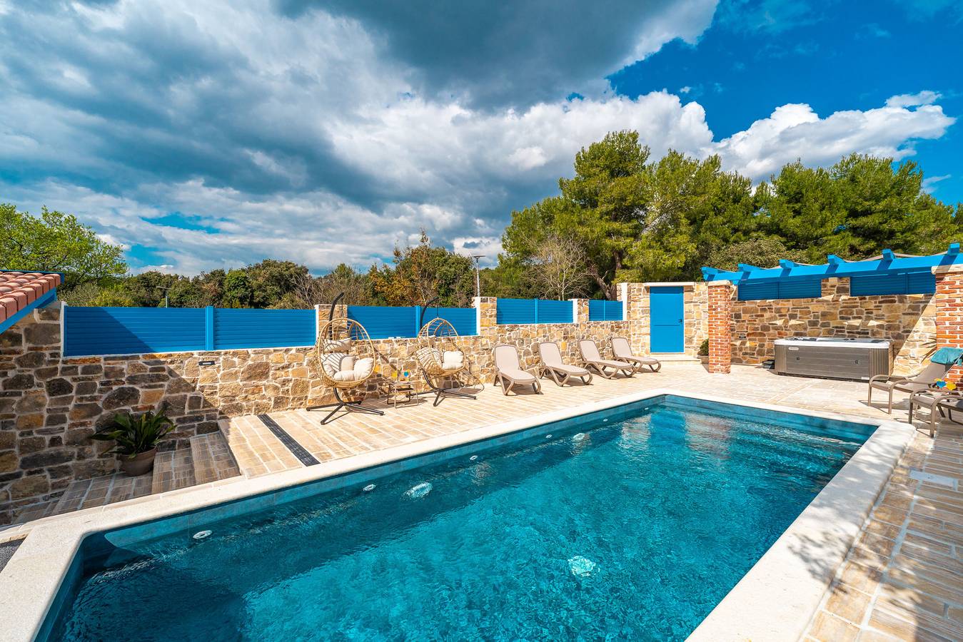 Stone Holiday house Zara with jacuzzi in Sukosan, Zadar