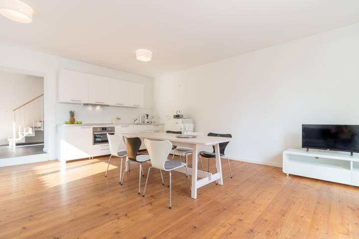 Ferienhaus für 10 Personen, mit Garten und Balkon, kinderfreundlich in Mainz - 2