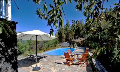 Villa for 6 Guests in Tijarafe, La Palma North, Picture 4
