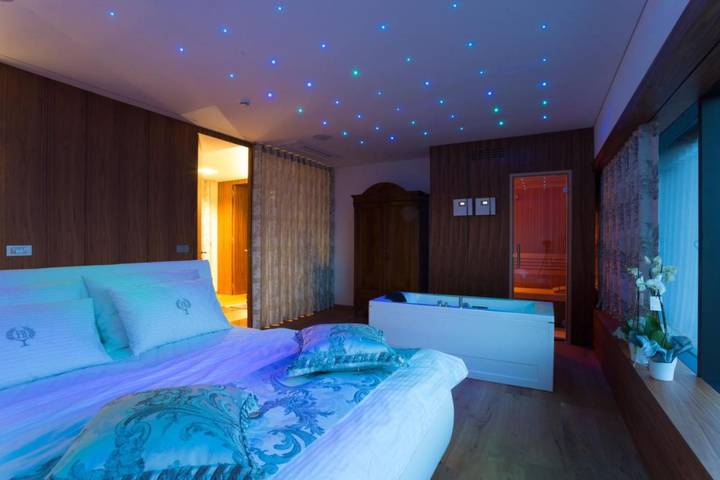 Villa Eva w/ Pool & Spa in Goriška Brda in Brda (rivier), Slovenië