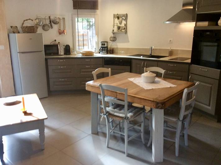 Gîte pour 2 personnes, avec jardin et terrasse dans le Var - 3