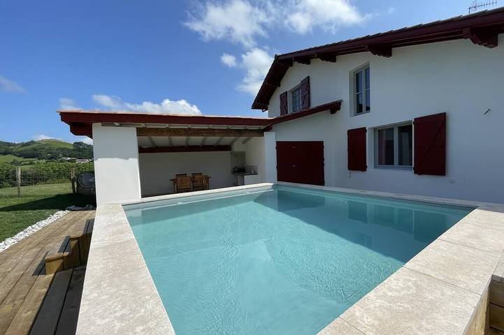 Maison de vacances pour 4 personnes, avec Jardin à Sare