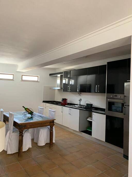 Two-Bedroom House in Nelas, District de Viseu