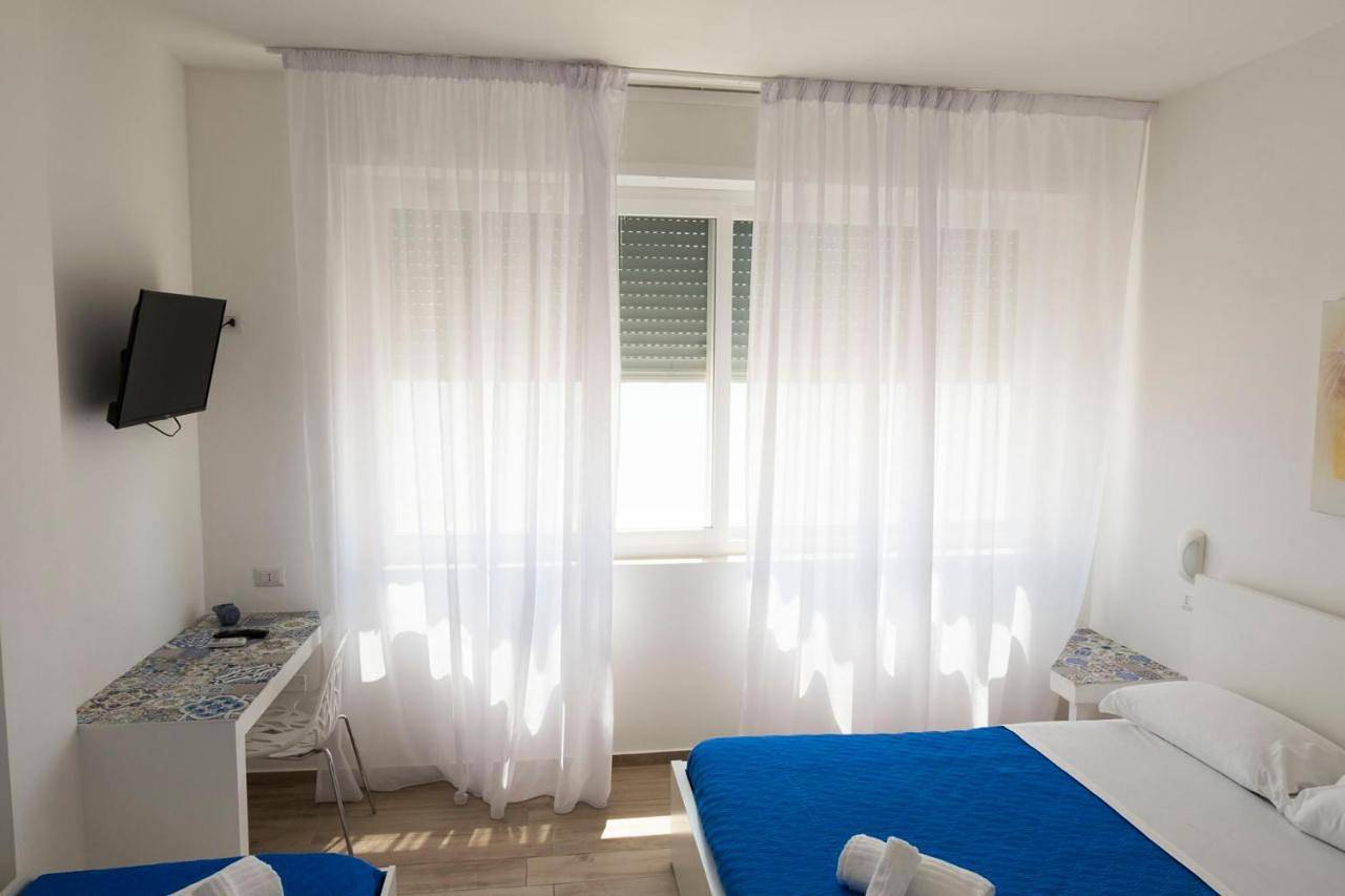 Quadruple Room with Bathroom in Castellaneta Marina, Castellaneta