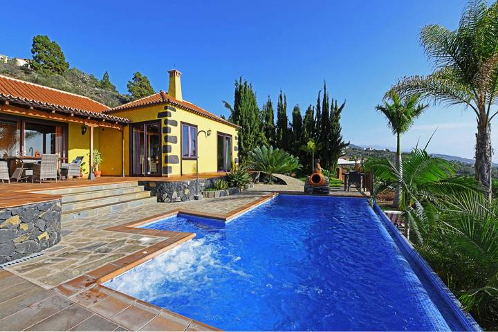 Casa de vacaciones para 4 personas, con terraza y jardín - 1