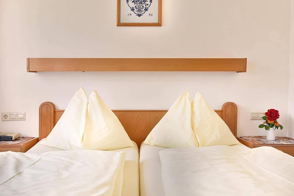 Doppelzimmer mit Dusche, Wc - Gasthof Neuwirt in Schöder, Murau (Kreischberg)