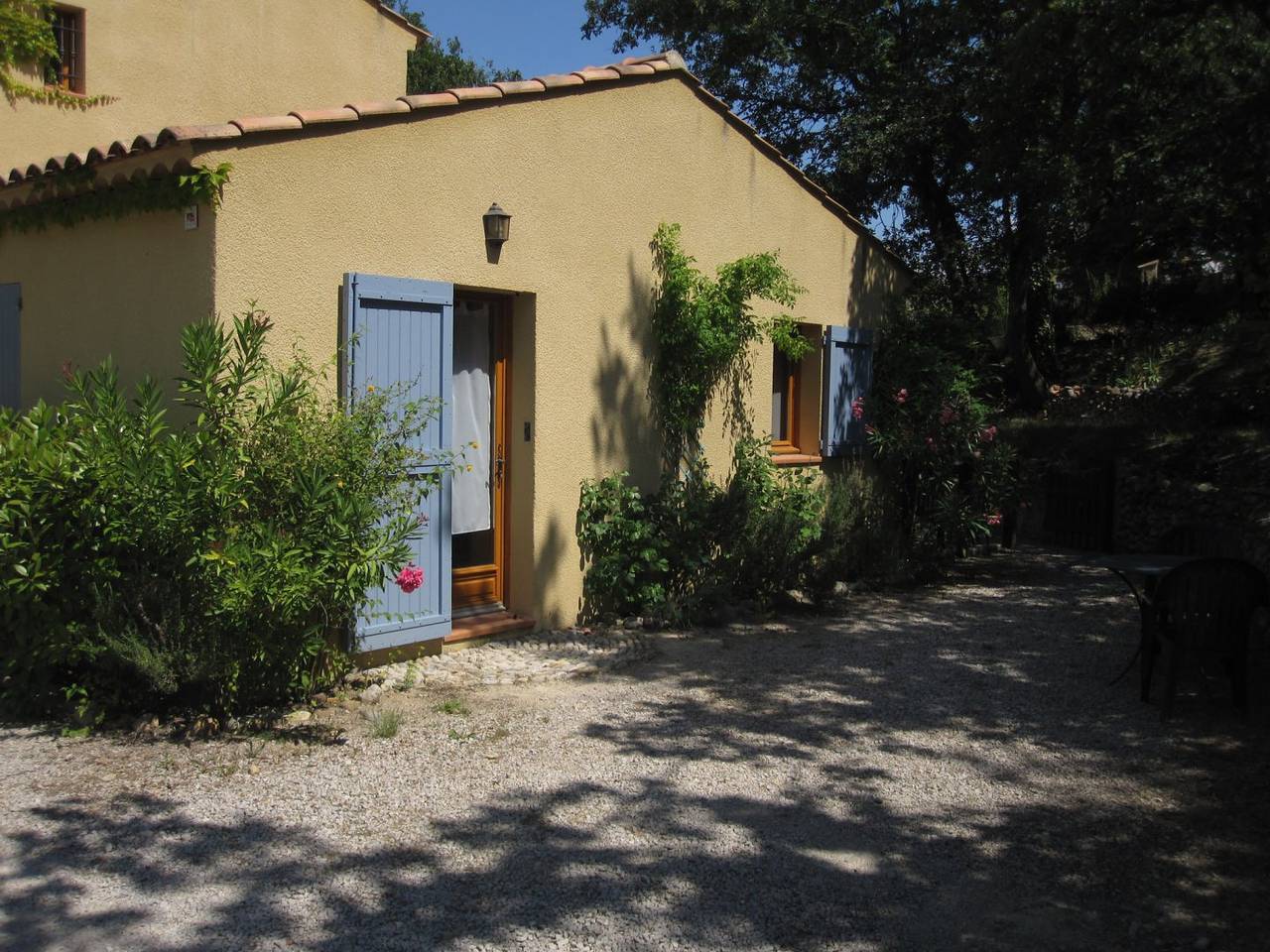 Chambre d'hôtes Genêts et Lavande - Chambre in Valensole, Parc naturel régional du Verdon
