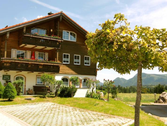 Ferienwohnung für 2 Personen, mit Terrasse und Garten sowie Sauna in Oberjoch