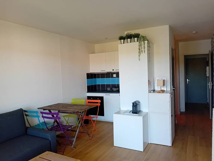 Gîte pour 4 personnes, avec balcon dans Plage du Penon - 2