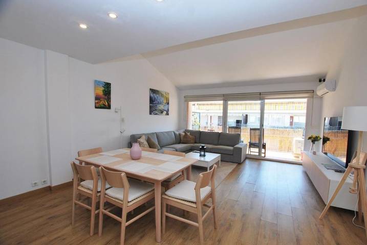 Apartamento de vacaciones para 7 personas, con balcón - 1