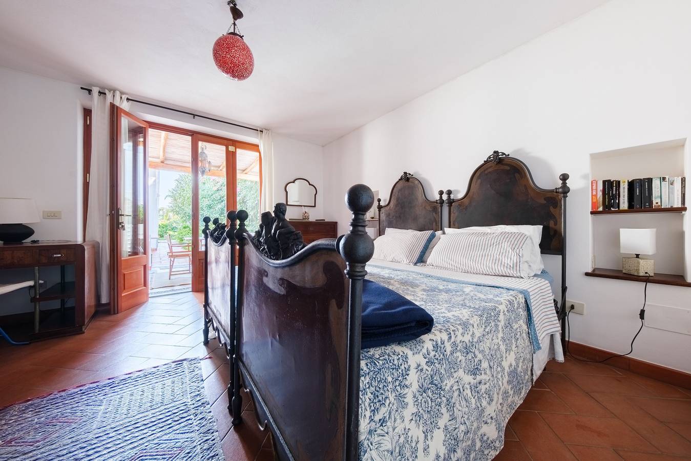 Villa 'Valle Canale Piccola' with Sea View, Wi-Fi and Air Conditioning in Lipari