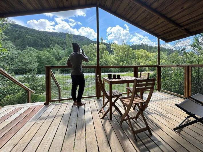Maison de campagne pour 3 personnes, avec bassin pour enfant à La Motte-Chalancon