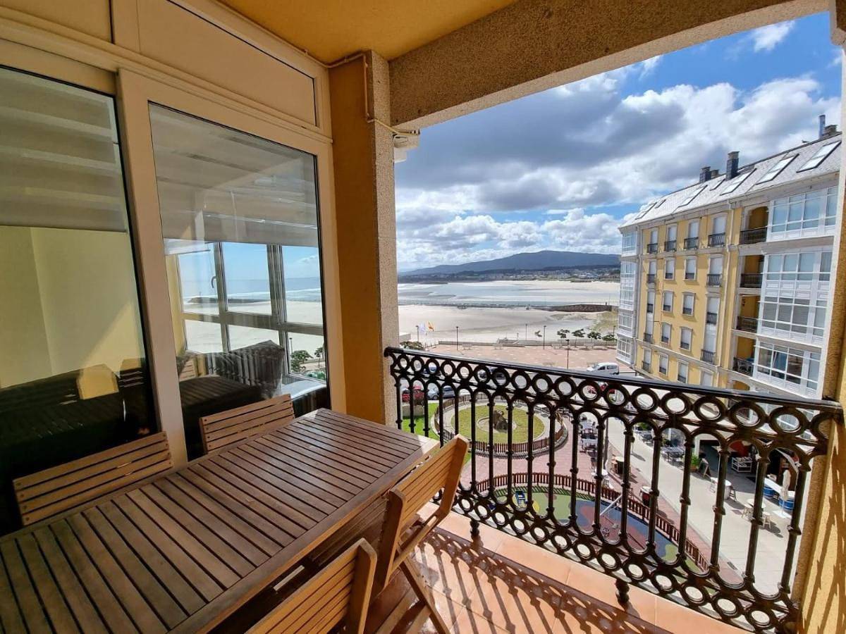 Apartamento entero, Apartment with Sea View in Praia de Tupide (Foz), Foz
