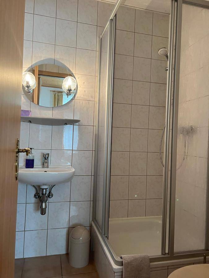 Budget Double or Twin Room in Leipzig-Oost, Leipzig