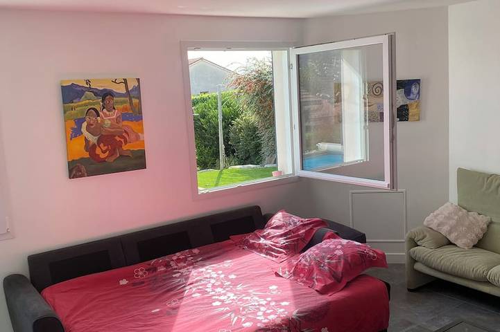 Location de vacances pour 4 personnes, avec jardin et piscine à Veyre-Monton - 3