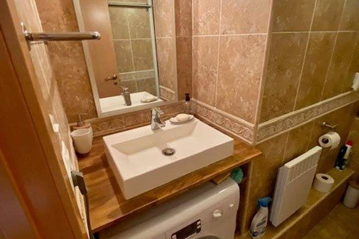 Ganze Wohnung, Gemütliche F2-Wohnung in Amélie-les-Bains, 25m², Parkplatz, für 2 Personen, Aufzug, komplett ausgestattet in Amélie-les-Bains-Palalda, Mittelmeerküste (Frankreich)