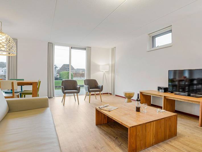 Luxury Villa With Sauna on the Lake in Drenthe