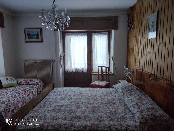 'Pini' Room with Mountain View and Balcony in San Pietro di Cadore, Karnischer Hauptkamm