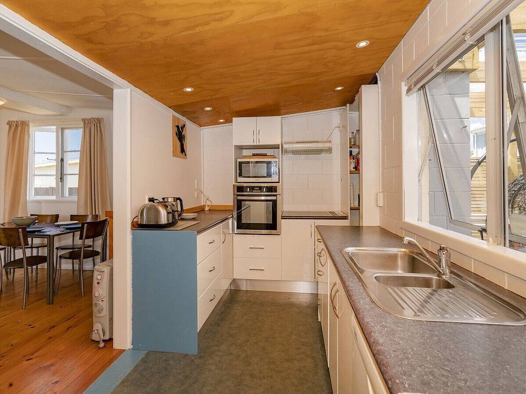 Pipi Palace - Whangamata Bach in Whangamata, Waikato