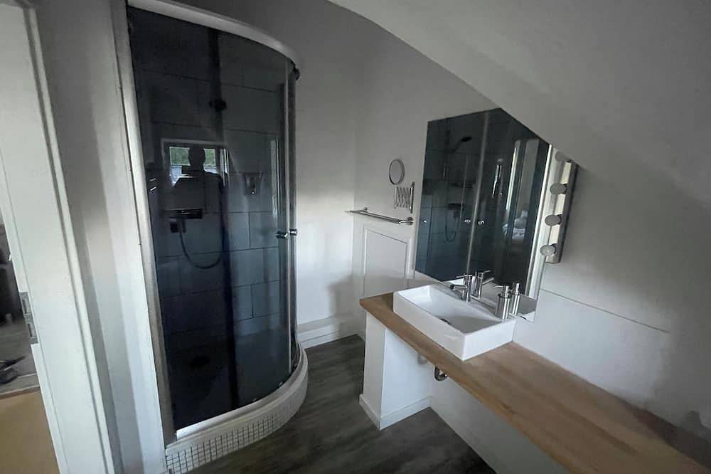 Ganze Wohnung, Ferienwohnung im Landhaus Labes in Stechlinsee, Stechlin