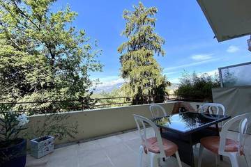 Gîte pour 2 personnes, avec balcon dans Thermes de Vernet-les-Bains