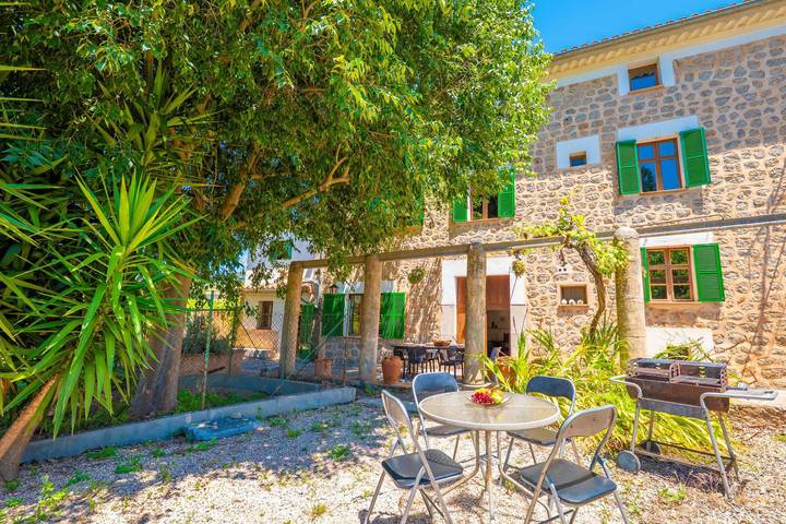 Finca für 6 Personen, mit Terrasse in Sóller