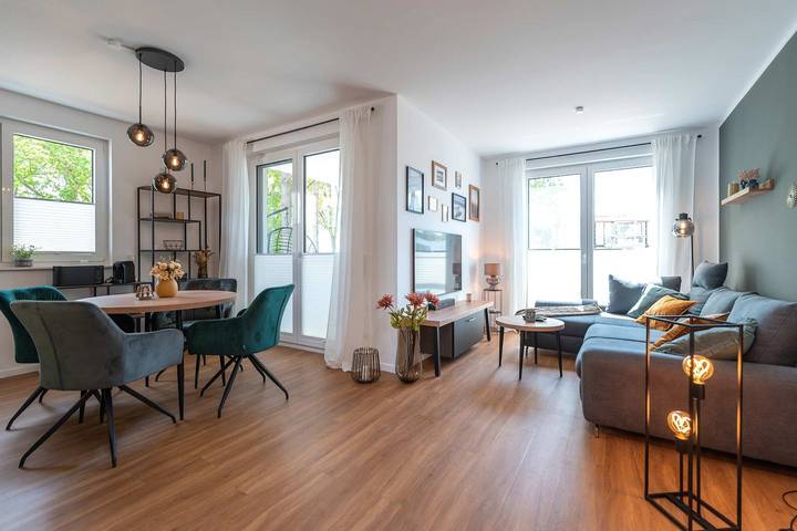 Ferienwohnung für 4 Personen, mit Sauna und Seeblick sowie Ausblick und Garten, mit Haustier - 1