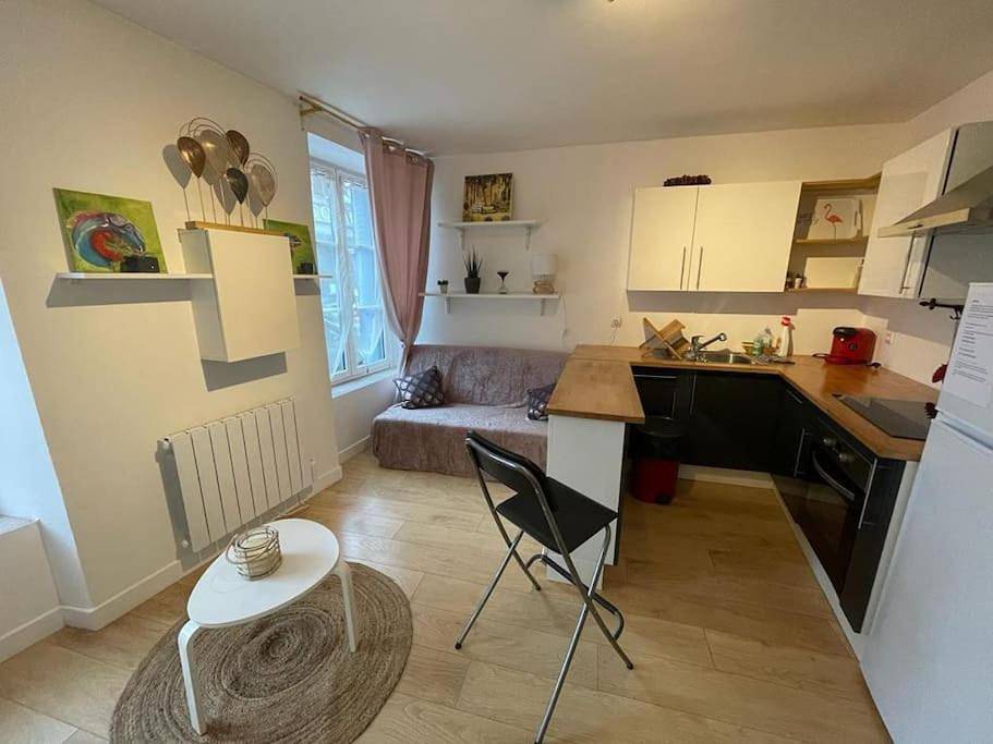 Appartement entier, One-Bedroom Apartment in Maule, Yvelines