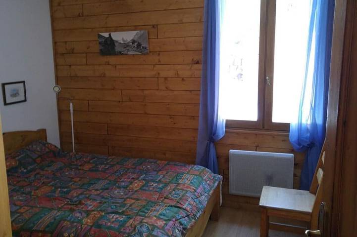 Gîte pour 5 personnes, avec terrasse à Molines-en-Queyras - 4