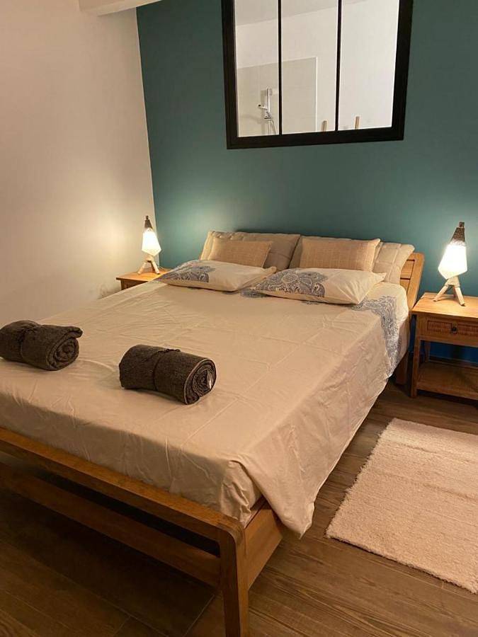 Maison de vacances pour 4 personnes, avec vue ainsi que jardin et piscine en Martinique - 2