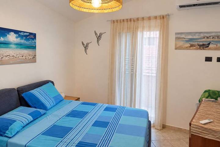 Ganze Wohnung, Sea and sun: the beach is within walking distance, and the house is comfortable and bright—everything is right at your fingertips. in Capo Passero, Portopalo di Capo Passero