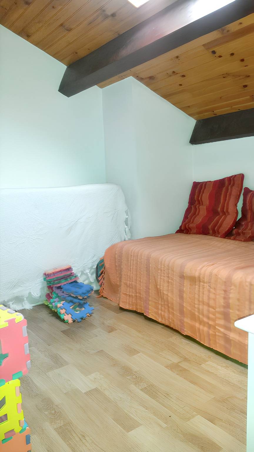 Casa encantadora en Coucouron, vista a la montaña, chimenea in Coucouron, Macizo Central