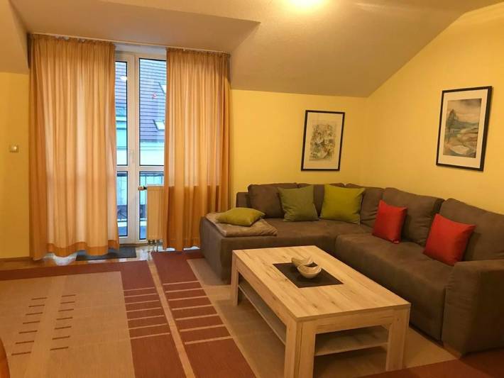 Ferienwohnung für 2 Personen, mit Whirlpool und Pool sowie Sauna